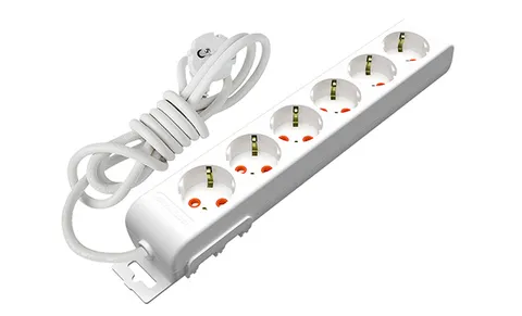Ri-tech - Удлинитель 6x2P+E, нем. ст., со шторками, кабель 3x1,5мм², 3м, белый