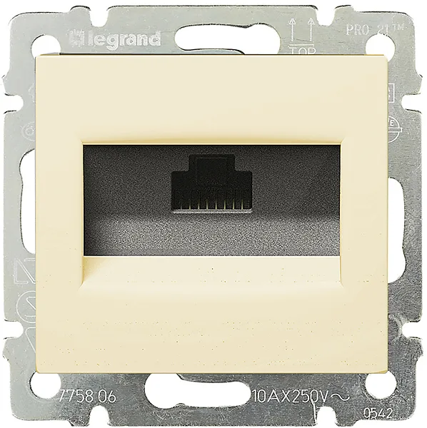 Valena - Розетка 1хRJ-45 UTP CAT6, сл.кость