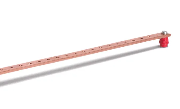 Шина медная эквипотенциальная 20x5x400mm с резьбовыми отверстиями M6 и 2-мя изоляторами