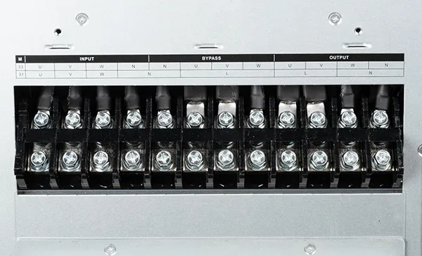 ИБП Kehua Myria Series T, 30kVA/30kW, тачскрин дисплей, без АКБ, с выходным трансформатором