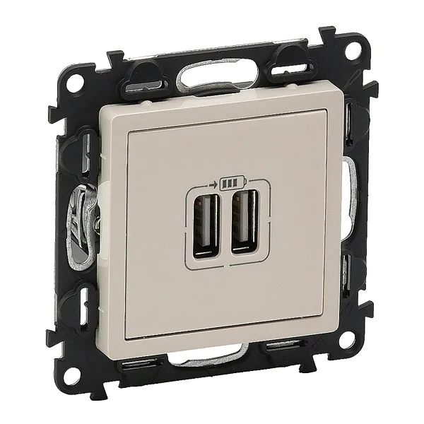 Valena Life - Зарядное устройство с двумя USB-разъемами, 240В/5В, 1500мА, слоновая кость (инд.упак)