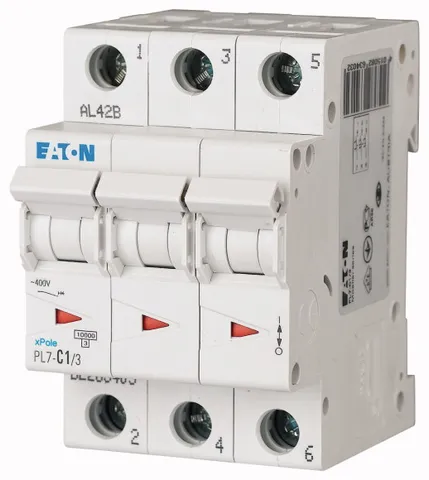 Авт. выключатель PL7-C3/1, 1P, 3A, хар-ка C, 10kA, 1M