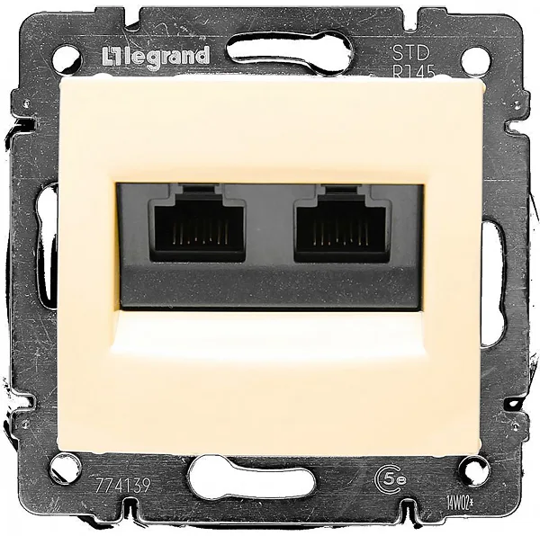 Valena - Розетка 2хRJ-45 UTP CAT6, сл.кость