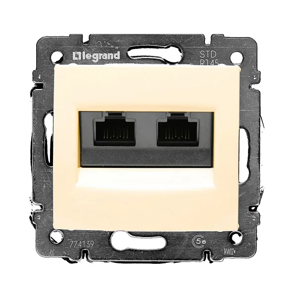 Valena - Розетка 2хRJ-45 UTP CAT5E 8конт., сл.кость