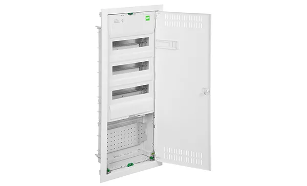 Щит встраив. MSF TWIN RP комбинированный, 3*12M+1xМП перф., N/PE-шинки, 1xSCHUKO, мет. дверь, белый RAL9016, 358x853x94mm, IP30