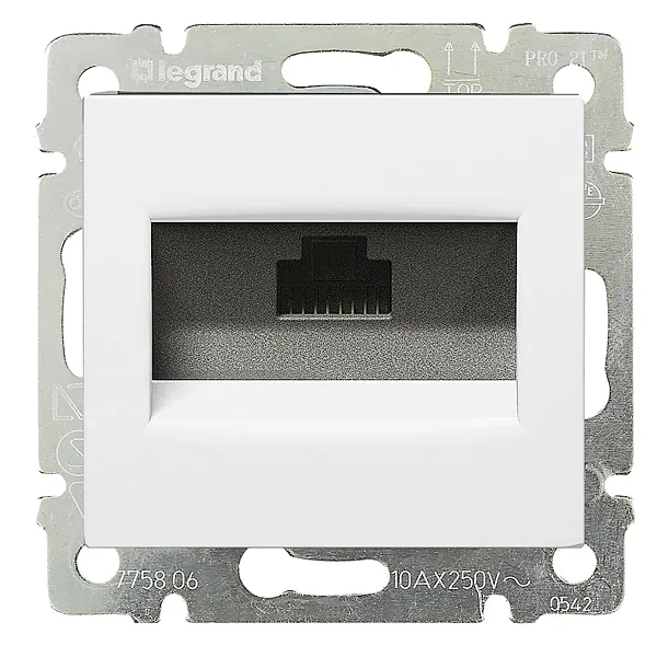 Valena - Розетка 1хRJ-45 UTP CAT6E, белый