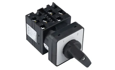 Переключатель UKT0-3-8222/E, 3P, 20A, тип 1-2, 3NO на 1_2, на дверь, фронт IP65