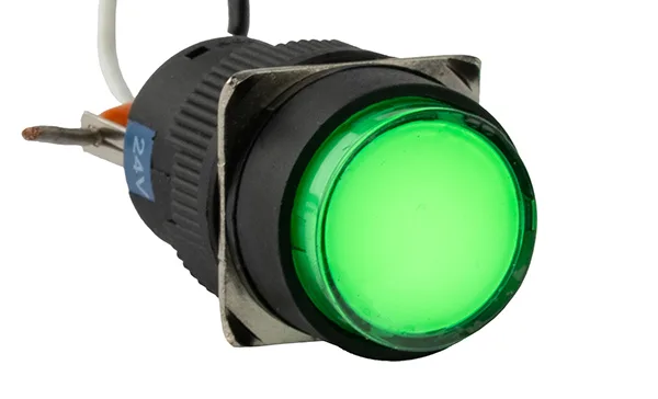 Кнопка плоская LA115-C, возврат, зеленая, круглая, подсветка 24VAC/DC, 1NO+1NC, 16mm, IP40