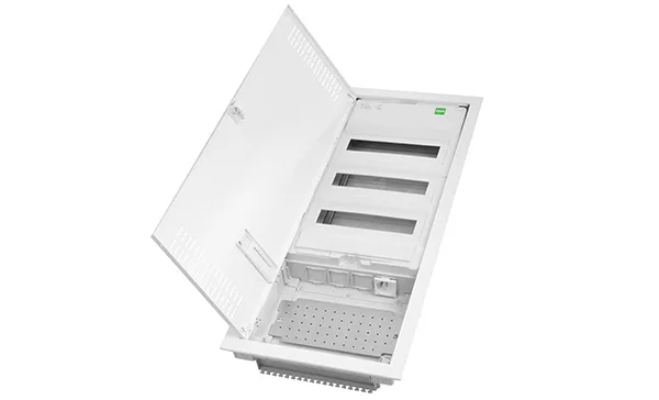 Щит встраив. MSF TWIN RP комбинированный, 3*12M+1xМП перф., N/PE-шинки, 1xSCHUKO, мет. дверь, белый RAL9016, 358x853x94mm, IP30