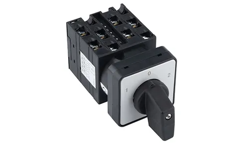 Переключатель UKT0-4-8213/E, 4P, 20A, тип 1-0-2, 4NO на 1_2, на дверь, фронт IP65