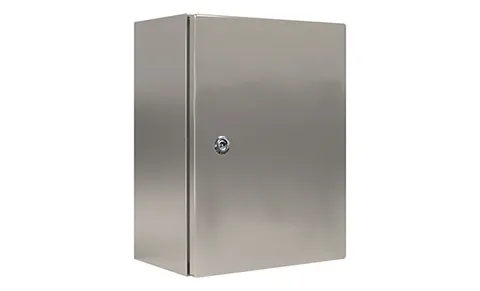Щит ECOR моноблочный 300x200x150мм (ВxШxГ) из нерж. стали навесной с монт. панелью однодверный, 1 язычковый замок, дно глухое, IP66