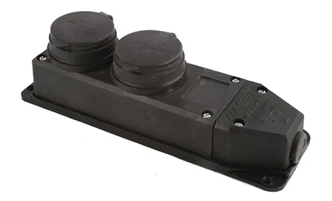 Tena - Блок розеточный 2х2P+E c крышкой, IP44, моноблок, черный