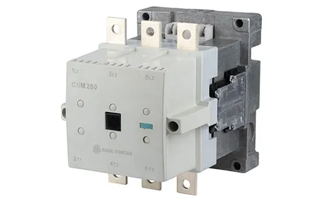 Контактор CNM 250 22 380/400V 50Hz, 3P, 250A/(300A по AC-1), 132kW(400VAC), 380/400VAC, 2NO+2NC