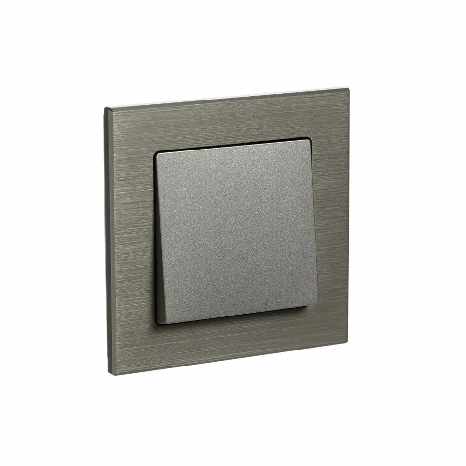 Рамка Systeme Electric AtlasDesign, 1-постовая, металл латунь