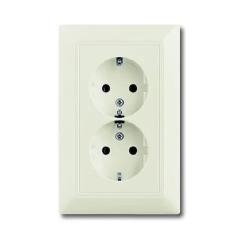 Basic 55 - Розетка 2x2P+E нем. стд. (шале-белый)