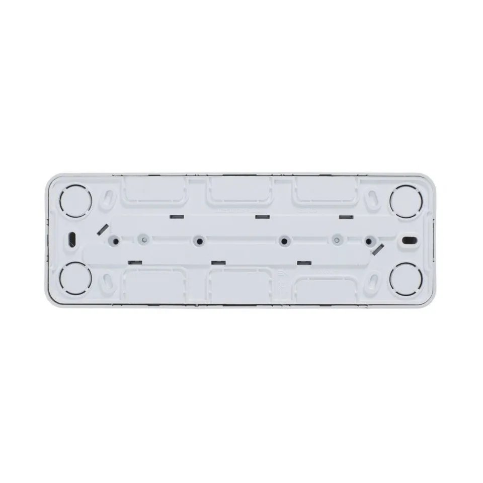 Розетка Systeme Electric Blanca, открытой установки 4-ая без заземл. без шторок изол. пл., 16А, 250В, белый
