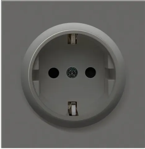 Накладка для розетки Schuko с заземлением со шторками 16A 250 В~, матовый шоколад, серия R98