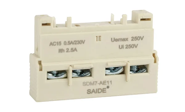 Блок-контакт вспом. SDM7-AE11, 1NO+1NC, 0.5A(240V AC15)/1A(24V DC13), фронтальный монтаж, для SDM7-32