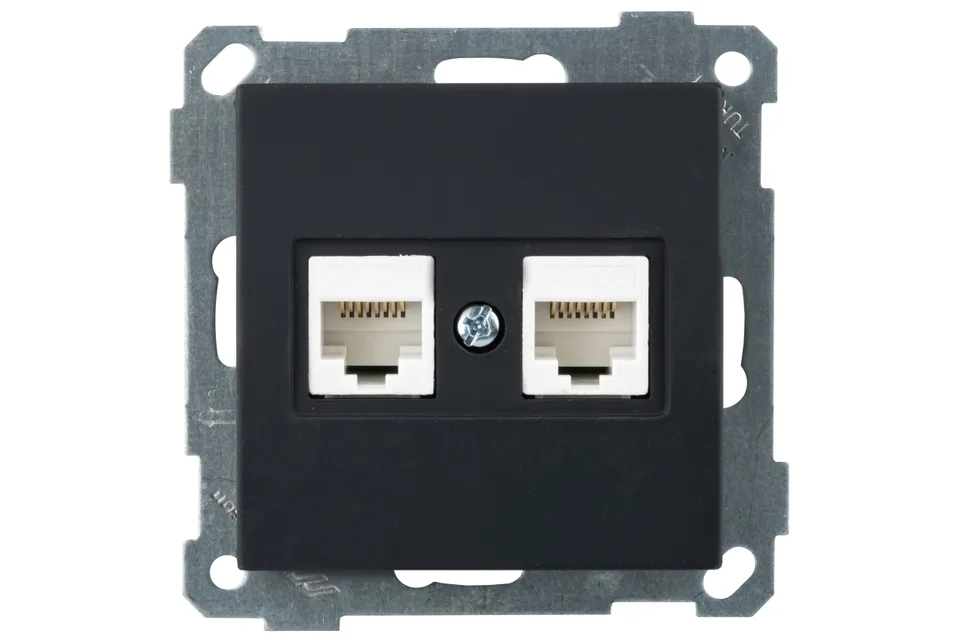 21 - Розетка 2хRJ-45 кат. 5e UTP, черный мат