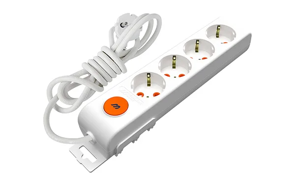Ri-tech - Удлинитель 4x2P+E, нем. ст., со шторками, выключатель, кабель 3x1,5мм², 2м, белый