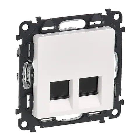 Valena Life - Розетка 2хRJ-45 UTP CAT6, белая (инд. упаковка)