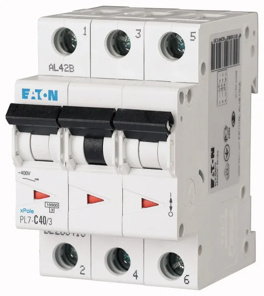 Авт. выключатель PL7-C40/3, 3P, 40A, хар-ка C, 10kA, 3M