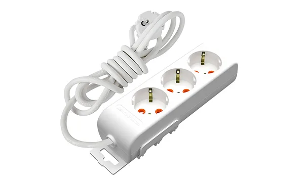 Ri-tech - Удлинитель 3x2P+E, нем. ст., со шторками, кабель 3x1,5мм², 2м, белый