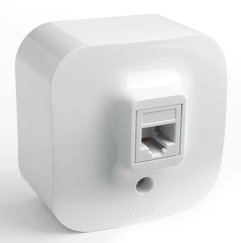 Quteo - Розетка 1хRJ-45 5E UTP (белый)